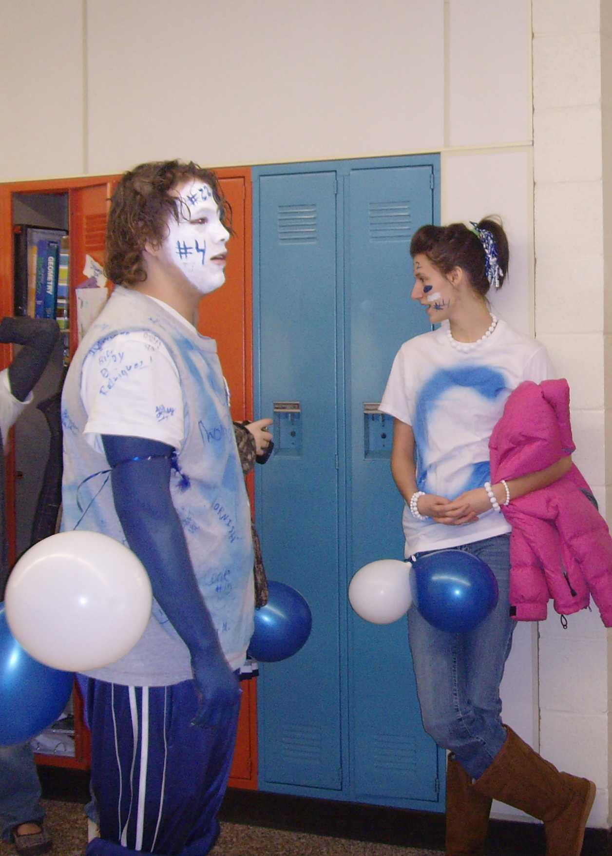 DJ Reed and Rhonda Garrett linger in the halls during Homecoming Week.