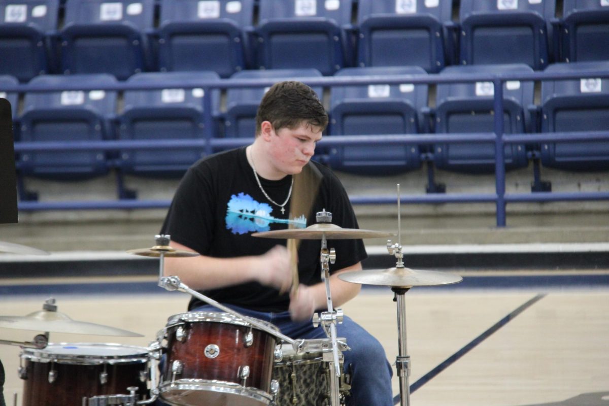 Kifer Shares Passion for Music with Local Community